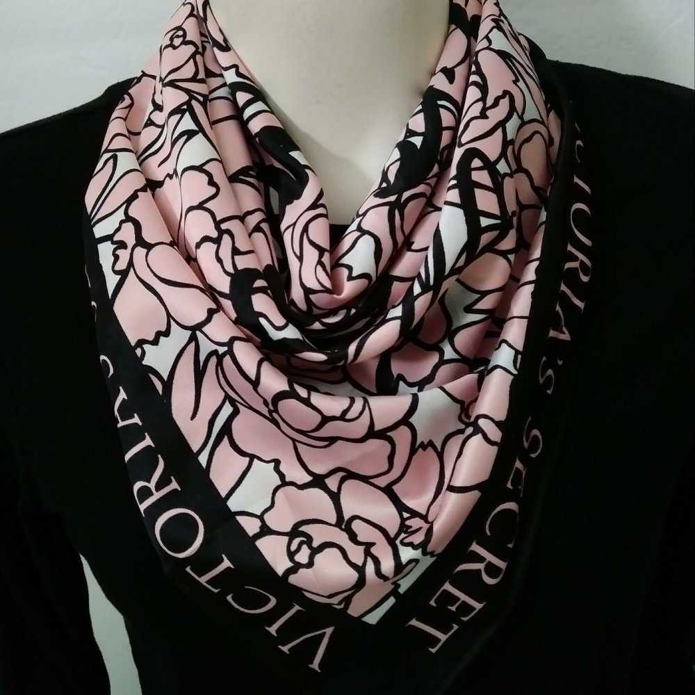 Victoria Secret Bombshell Signature Scarf